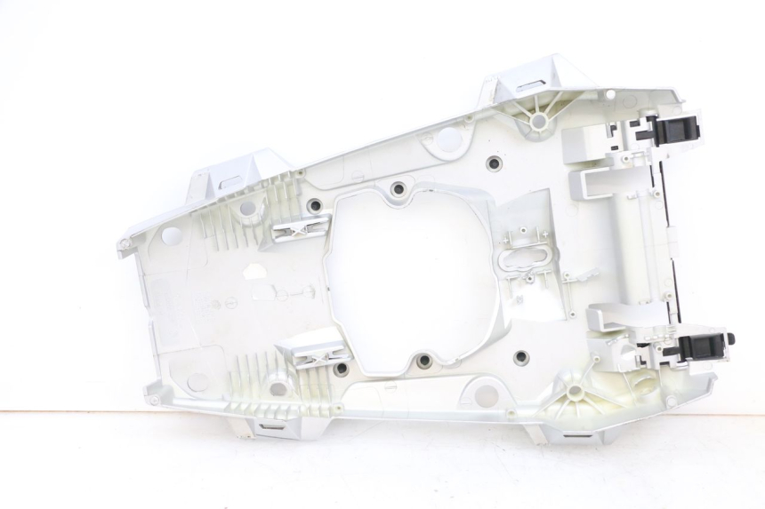 photo de OSŁONA POD SIEDZENIEM BMW R GS 1250 (2021 - 2024) - Zoom jakości