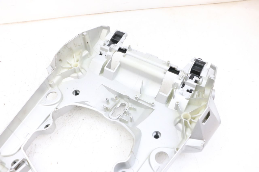 photo de OSŁONA POD SIEDZENIEM BMW R GS 1250 (2021 - 2024) - Zbliżenie techniczne