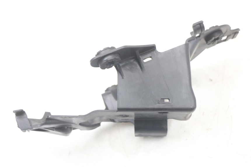 photo de OSŁONA POD SIEDZENIEM ROYAL ENFIELD CONTINENTAL GT 650 (2019 - 2024) - Zoom stanu zużycia