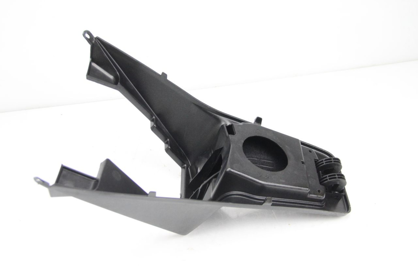 photo de OSŁONA POD SIEDZENIEM PEUGEOT SATELIS 125 (2013 - 2018) - Punkty mocowania