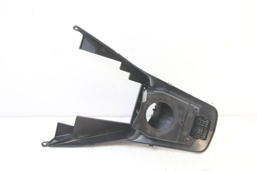 photo de OSŁONA POD SIEDZENIEM PEUGEOT SATELIS 125 (2013 - 2018) - Punkty mocowania