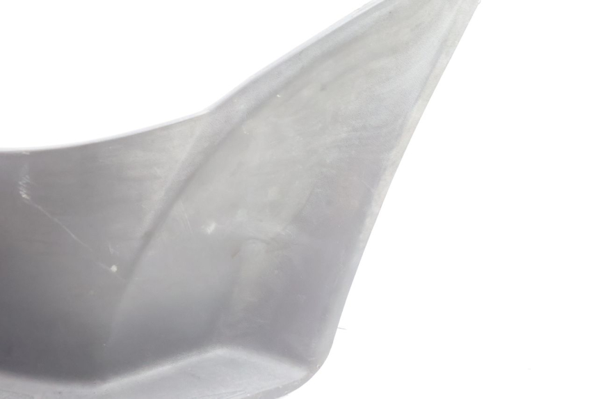 photo de OSŁONA POD SIEDZENIEM HONDA SH 125 (2001 - 2003) - Zbliżenie techniczne