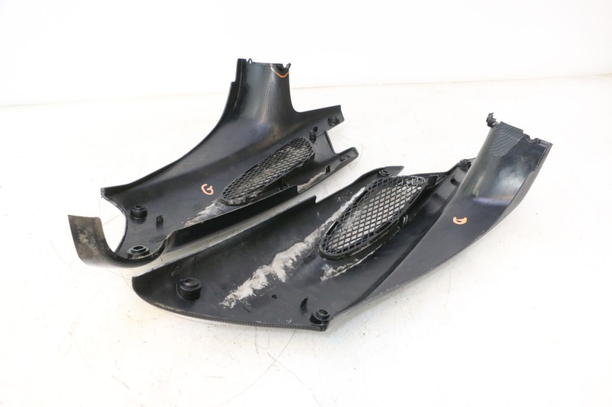 photo de OSŁONA POD SIODŁEM PEUGEOT SPEEDFIGHT LC 50 (1996 - 2002) - Szczegół części