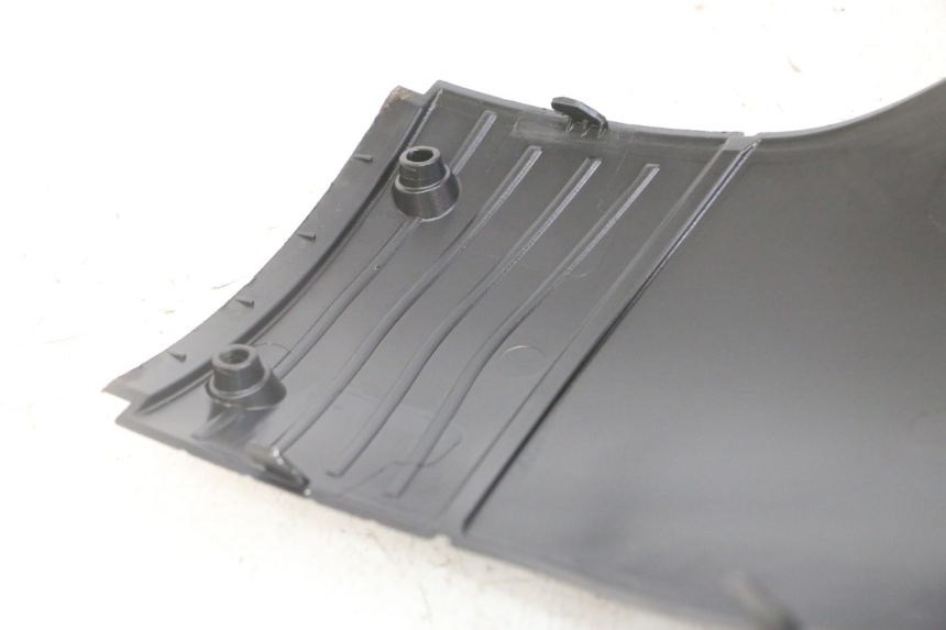 photo de OSŁONA POD SIEDZENIEM APRILIA SR 2T 50 (2018 - 2022) - Inny kąt widzenia