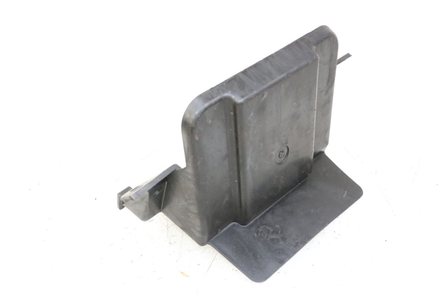 photo de OSŁONA POD SIEDZENIEM SUZUKI GSX F GSXF 650 (2007 - 2015) - Szczegół części