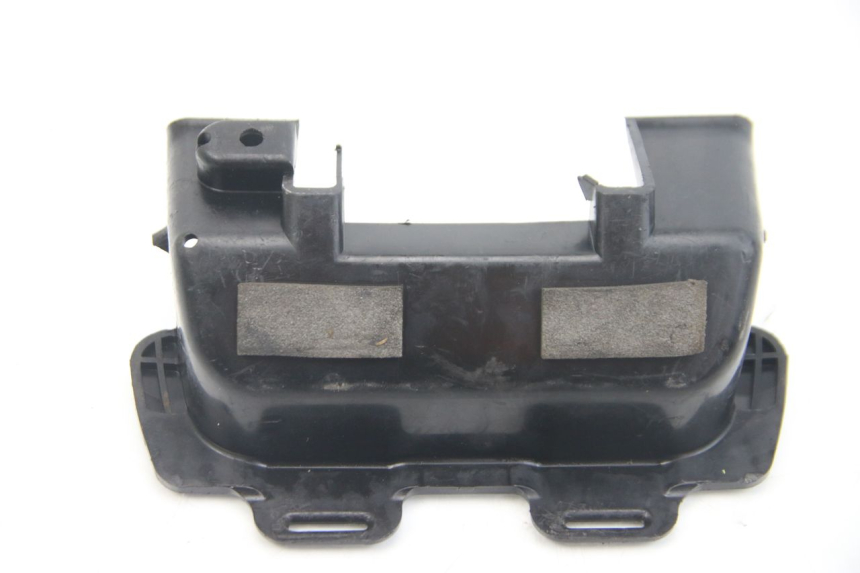 photo de OSŁONA POD SIODŁEM SUZUKI SV S 650 (1999 - 2002) - Widok główny