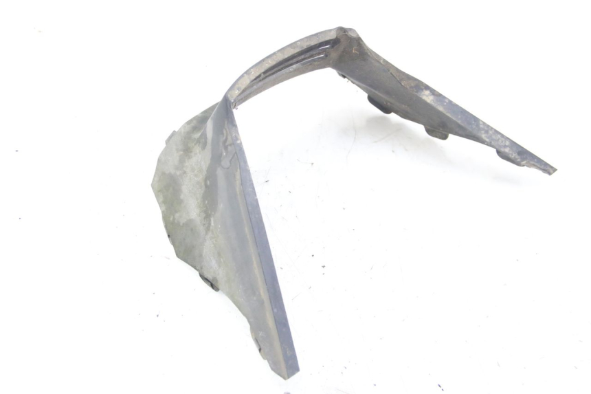 photo de OSŁONA POD SIEDZENIEM SUZUKI UH BURGMAN 125 (2002 - 2006) - Zbliżenie techniczne