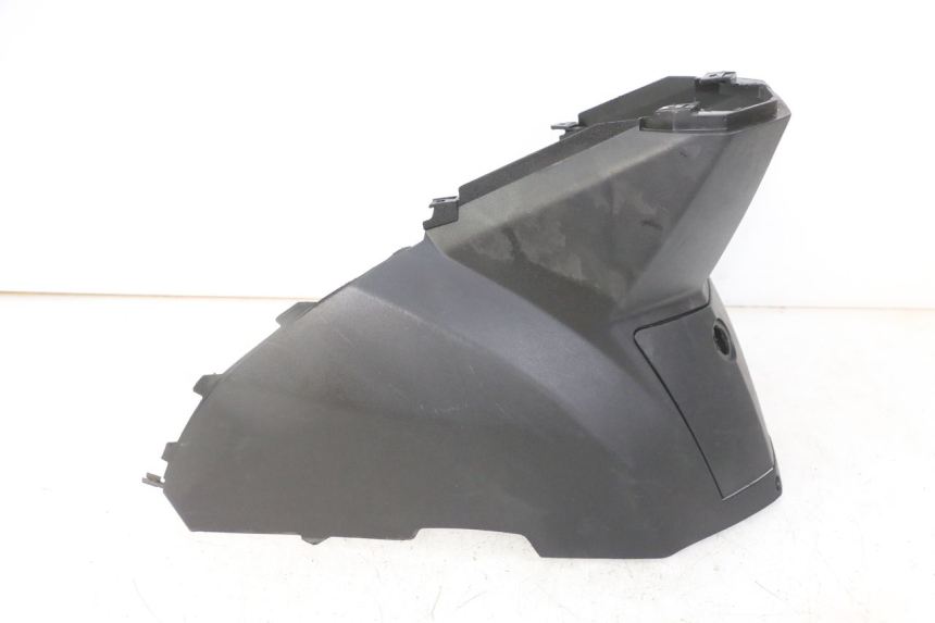 photo de OSŁONA POD SIODŁEM PEUGEOT VIVACITY NEW 2T 50 (2008 - 2017) - Zbliżenie techniczne