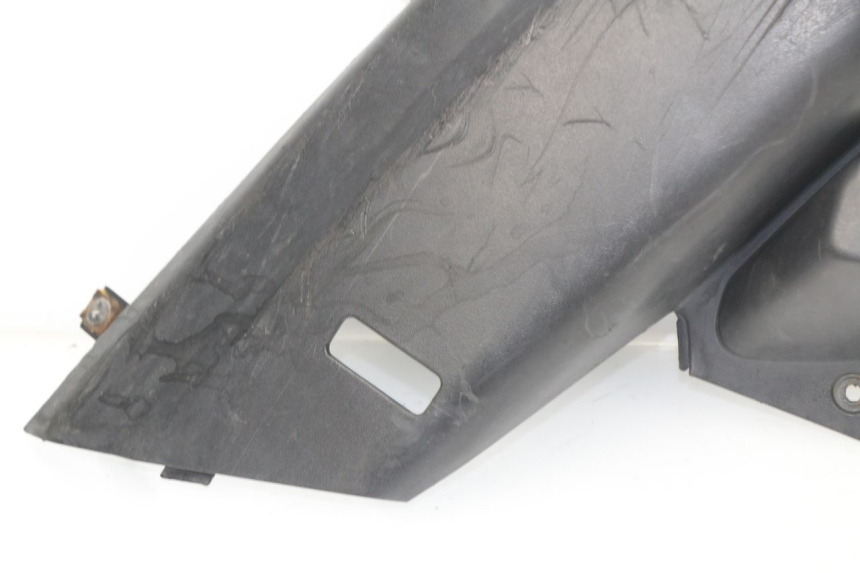 photo de OSŁONA POD SIEDZENIEM YAMAHA XMAX X-MAX 125 (2006 - 2009) - Widok ogólny