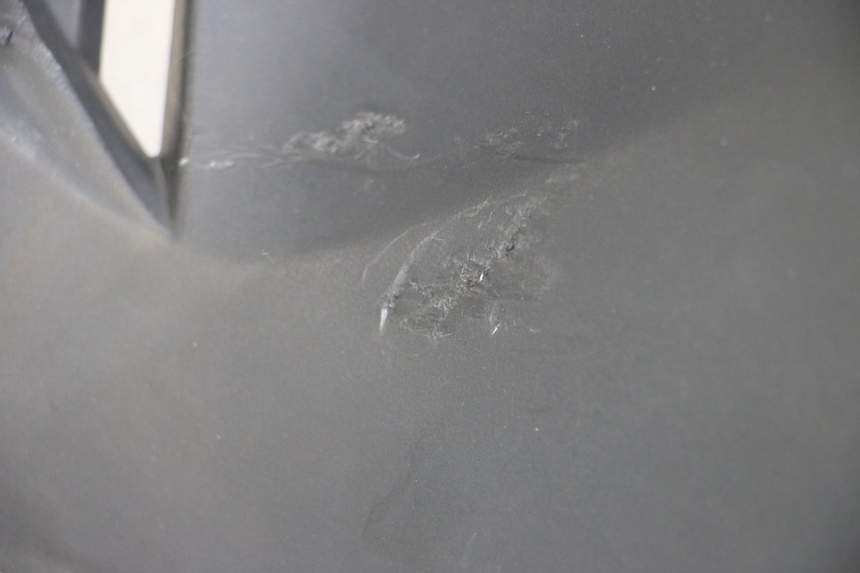 photo de OSŁONA POD SIEDZENIEM SYM X-PRO 4T 50 (2014 - 2021) - Inny kąt widzenia