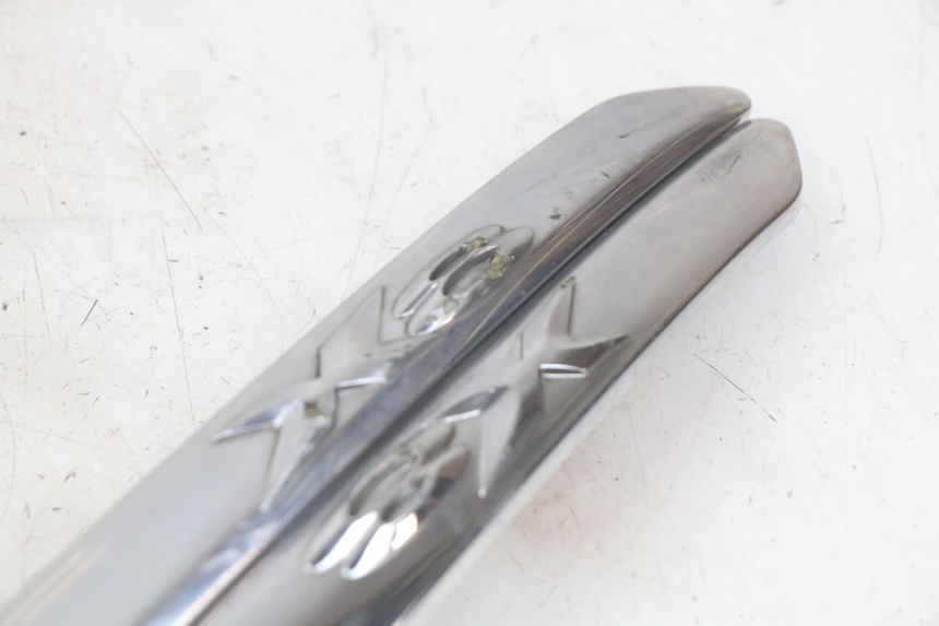 photo de OSŁONA POD SIEDZENIEM PIAGGIO X8 125 (2004 - 2007) - Zoom stanu zużycia