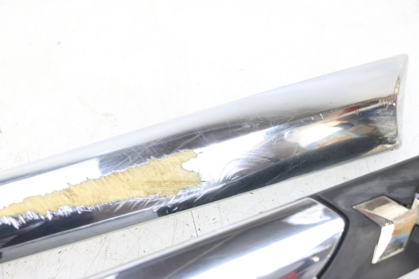 photo de OSŁONA POD SIEDZENIEM PIAGGIO XEVO - X EVO 125 (2007 - 2017) - Inny kąt widzenia