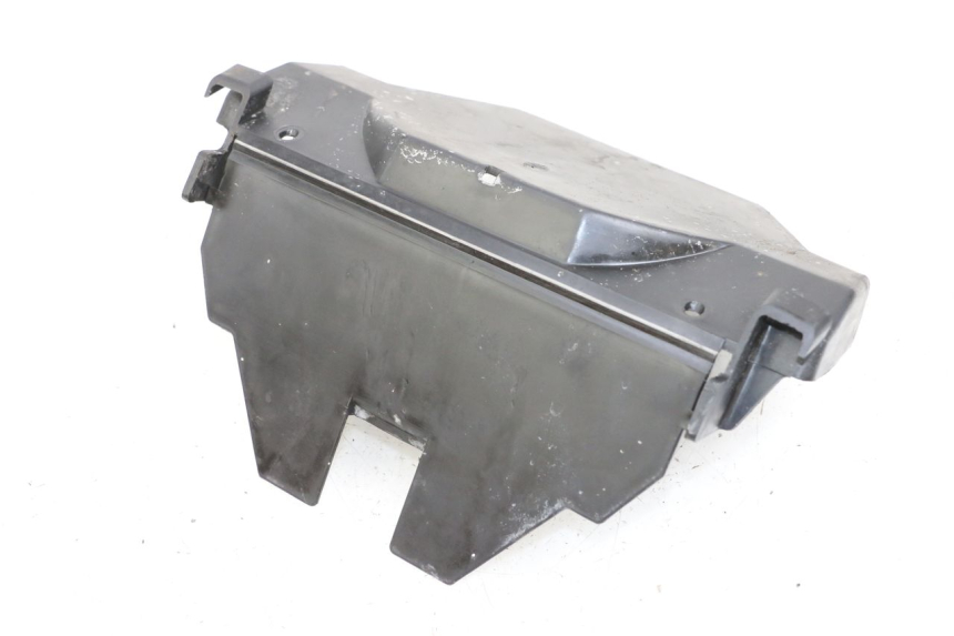 photo de OSŁONA POD SIODŁEM YAMAHA XJ F 900 (1983 - 1994) - Zoom stanu zużycia