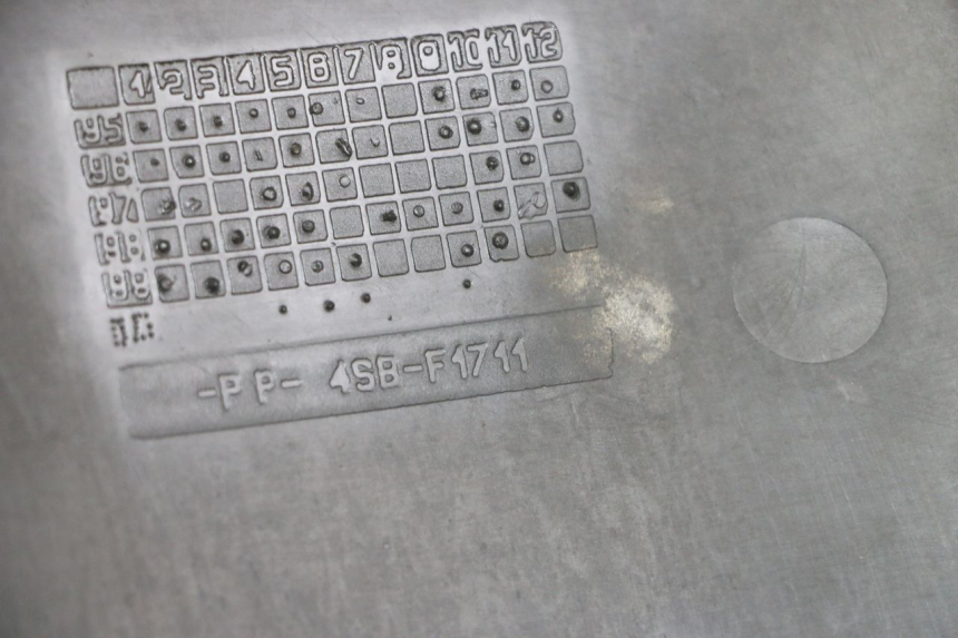 photo de OSŁONA POD SIODŁEM YAMAHA BW'S NG NEXT GENERATION 50 (1996 - 2003) - Zbliżenie techniczne