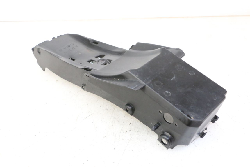 photo de OSŁONA POD SIODŁEM YAMAHA TRACER 7 700 (2020 - 2024) - Punkty mocowania