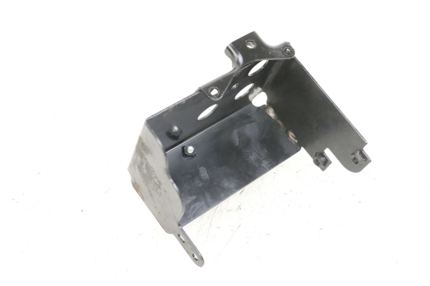 photo de OSŁONA POD SIODŁEM YAMAHA XJ6 ABS 600 (2008 - 2016) - Szczegół części