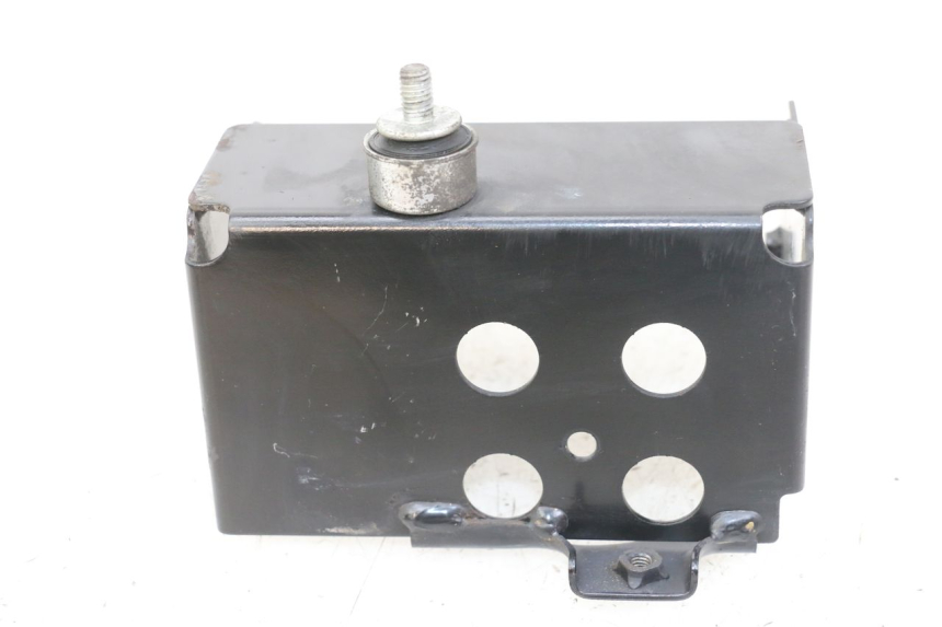 photo de OSŁONA POD SIODŁEM YAMAHA XJ6 ABS 600 (2008 - 2016) - Zoom stanu zużycia