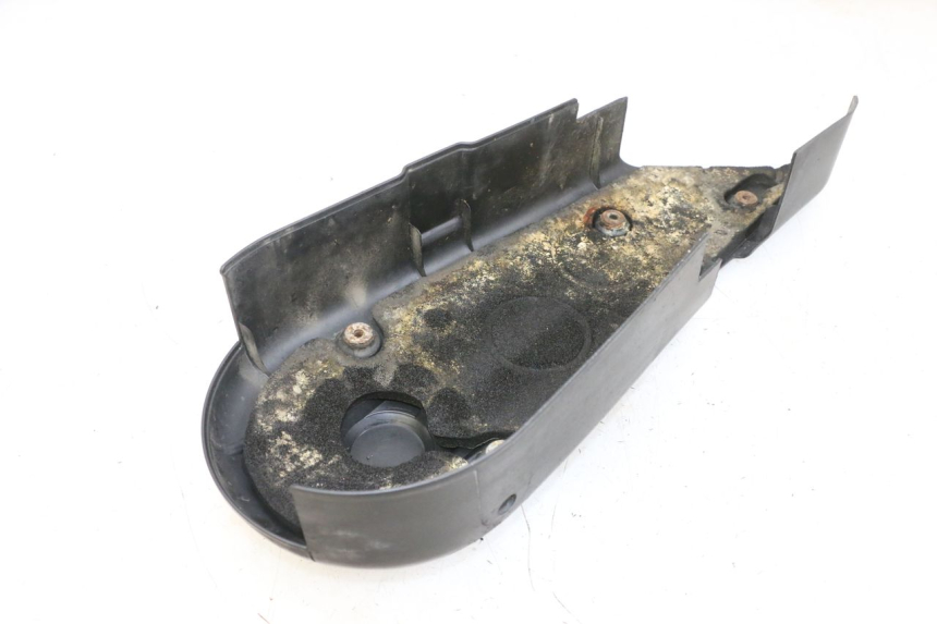 photo de OSŁONA NAPĘDU SUZUKI BURGMAN 650 (2013 - 2020) - Zbliżenie techniczne