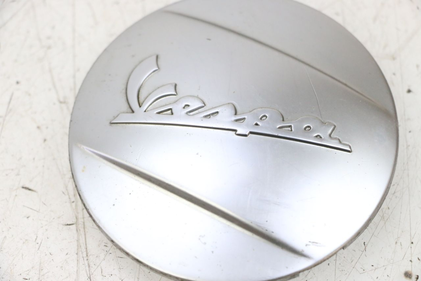 photo de OSŁONA NAPĘDU PIAGGIO VESPA GTS SUPER IE 125 (2009 - 2016) - Szczegół części