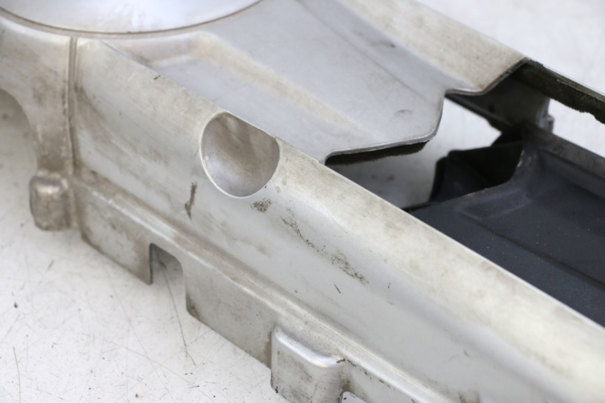 photo de OSŁONA NAPĘDU PIAGGIO X10 125 (2012 - 2017) - Inny kąt widzenia