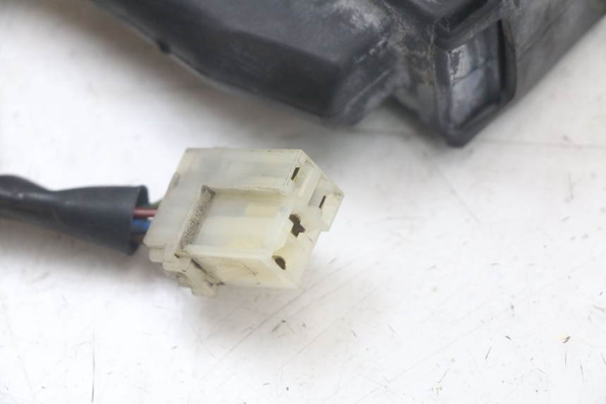 photo de KALKULATOR ABS YAMAHA TDM ABS 900 (2002 - 2014) - Punkty mocowania