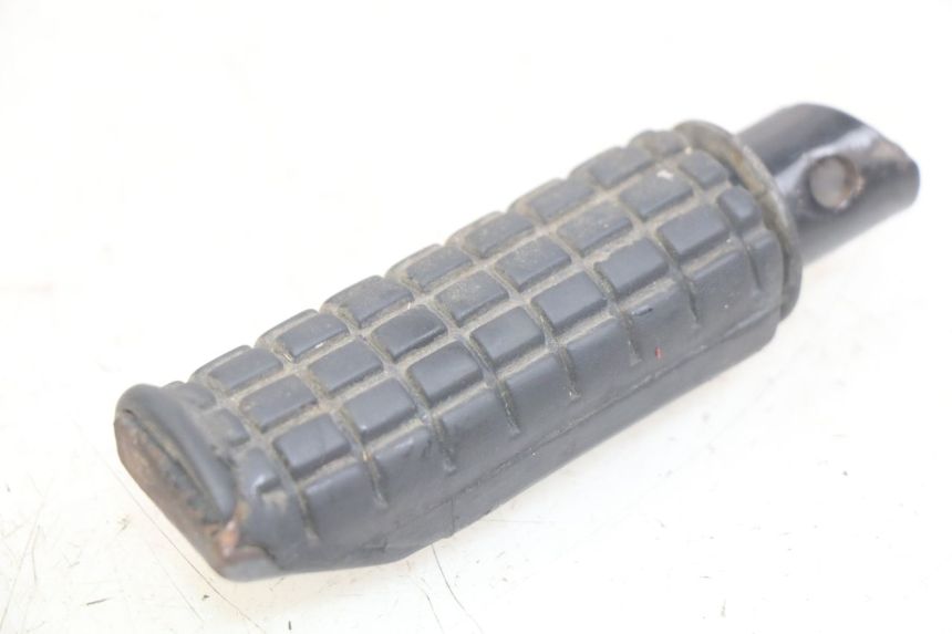 photo de PODNÓŻEK TYLNY PRAWY HONDA CBR F SC25 1000 (1989 - 1992) - Inny kąt widzenia