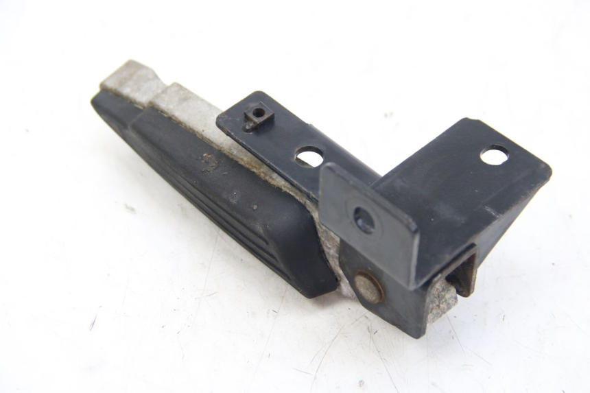 photo de PODNÓŻEK TYLNY PRAWY PEUGEOT CITYSTAR 50 (2013 - 2017) - Zbliżenie techniczne