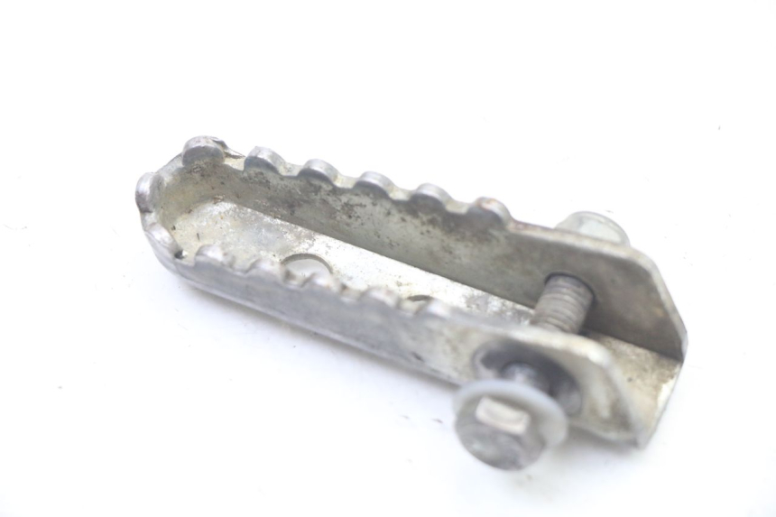 photo de PODNÓŻEK TYLNY PRAWY DERBI SENDA SM DRD X-TREME 50 (2011 - 2017) - Szczegół części