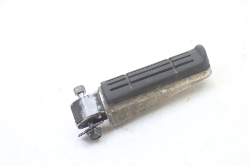 photo de PODNÓŻEK TYLNY PRAWY YAMAHA FZ6 FAZER S2 600 (2007 - 2011) - Szczegół części