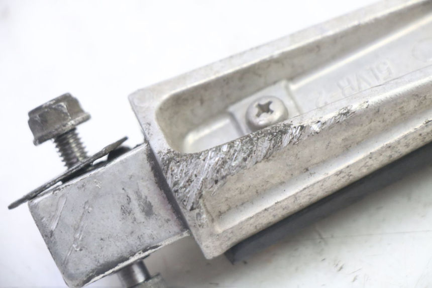 photo de PODNÓŻEK TYLNY PRAWY YAMAHA FZ6 FAZER S2 600 (2007 - 2011) - Inny kąt widzenia