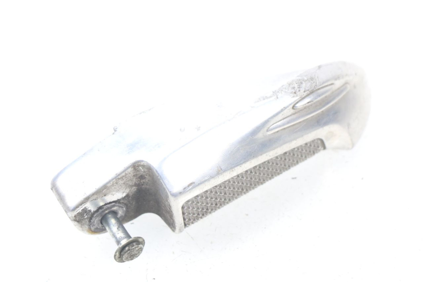 photo de PODNÓŻEK TYLNY PRAWY HONDA NHX LEAD 110 (2008 - 2010) - Szczegół części