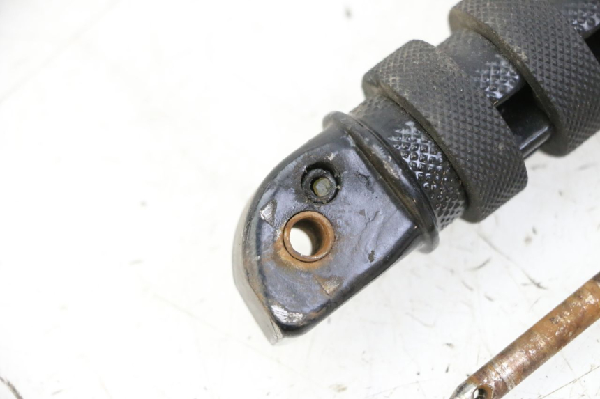 photo de PODNÓŻEK TYLNY PRAWY KEEWAY K-LIGHT KLIGHT 125 (2018 - 2025) - Zoom stanu zużycia