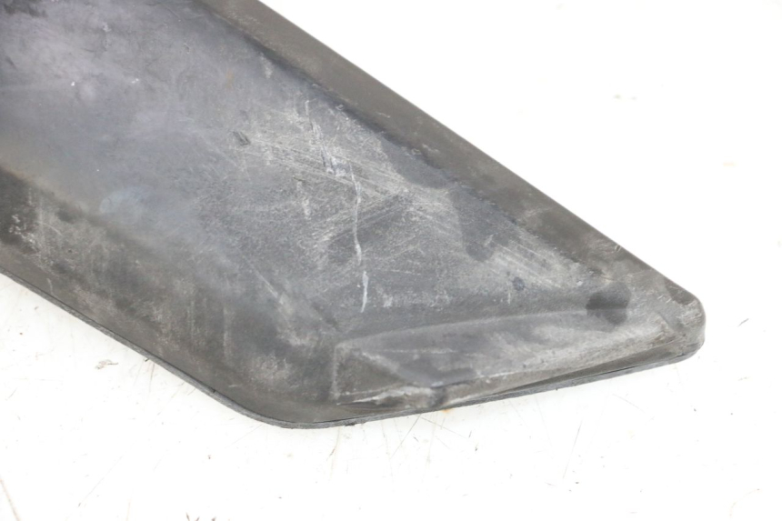 photo de PODNÓŻEK TYLNY PRAWY PEUGEOT KISBEE 2T 50 (2010 - 2017) - Widok ogólny