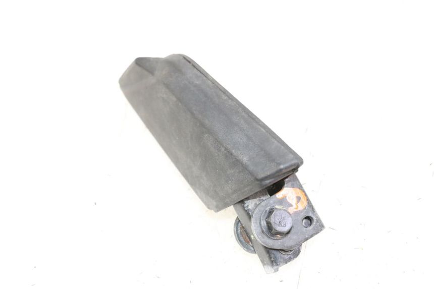 photo de PODNÓŻEK TYLNY PRAWY PEUGEOT KISBEE 4T 50 (2018 - 2022) - Zbliżenie techniczne