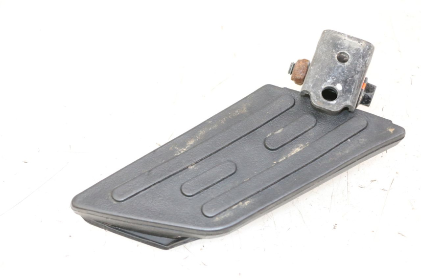 photo de PODNÓŻEK TYLNY PRAWY PEUGEOT KISBEE 4T 50 (2018 - 2022) - Punkty mocowania