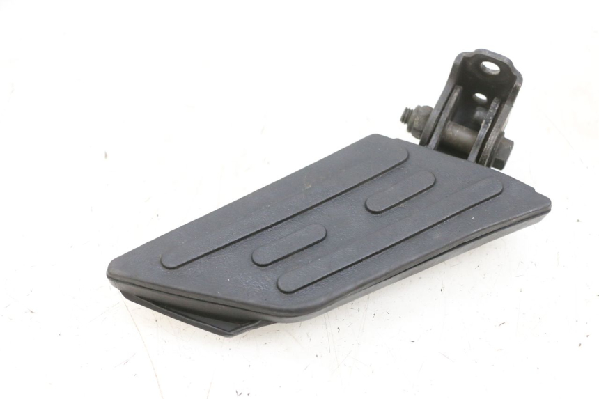 photo de PODNÓŻEK TYLNY PRAWY PEUGEOT KISBEE 4T 50 (2010 - 2017) - Widok główny