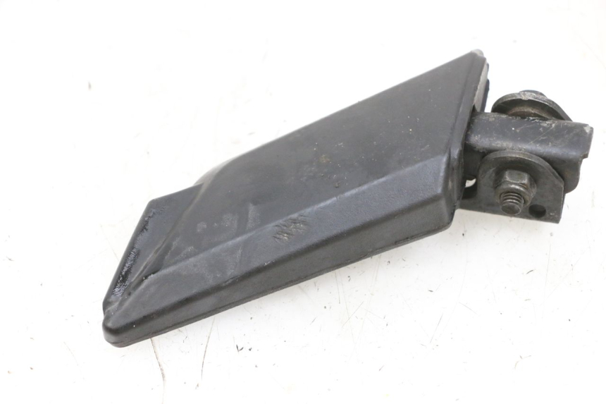 photo de PODNÓŻEK TYLNY PRAWY PEUGEOT KISBEE 4T 50 (2010 - 2017) - Inny kąt widzenia