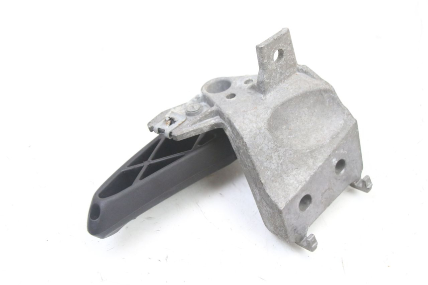 photo de PODNÓŻEK TYLNY PRAWY MBK OVETTO ONE 2T 50 (2013 - 2017) - Zbliżenie techniczne