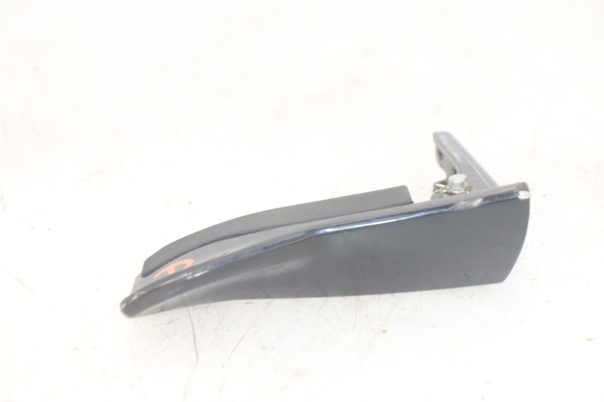 photo de PODNÓŻEK TYLNY PRAWY PIAGGIO MP3 HPE 300 (2019 - 2026) - Zoom stanu zużycia