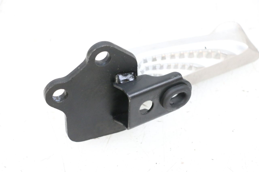 photo de PODNÓŻEK TYLNY PRAWY YAMAHA NEO'S CORE 1 (2022 - 2026) - Szczegół części