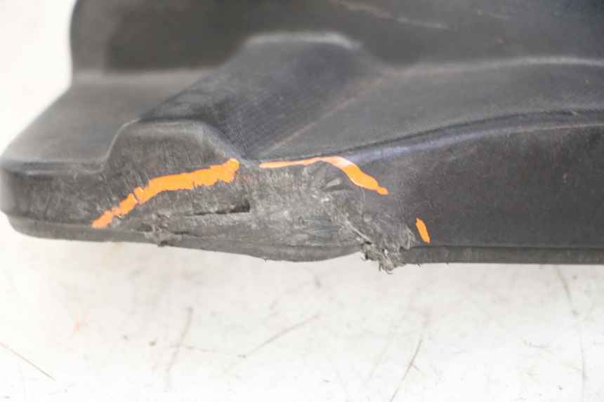 photo de PODNÓŻEK TYLNY PRAWY PIAGGIO NEW TYPHOON 50 (2010 - 2017) - Oznaczenia i referencje