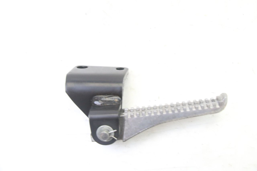 photo de PODNÓŻEK TYLNY PRAWY PIAGGIO NRG POWER PUREJET 50 (2018 - 2021) - Szczegół części