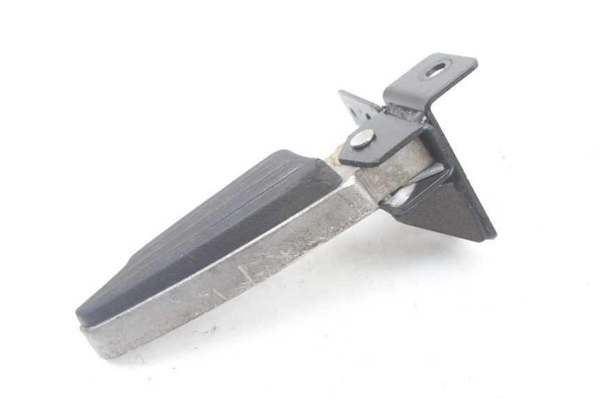 photo de PODNÓŻEK TYLNY PRAWY PEUGEOT CITYSTAR 2T 50 (2018 - 2021) - Zoom stanu zużycia