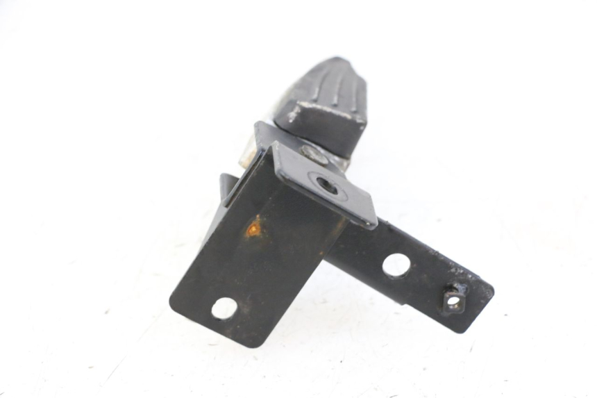 photo de PODNÓŻEK TYLNY PRAWY PEUGEOT CITYSTAR 50 (2013 - 2017) - Inny kąt widzenia