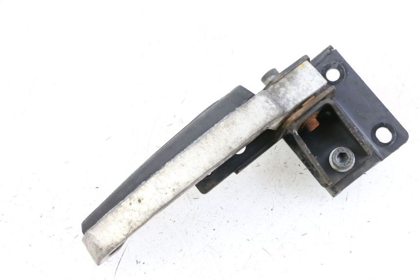 photo de PODNÓŻEK TYLNY PRAWY PEUGEOT SATELIS 125 (2013 - 2018) - Inny kąt widzenia