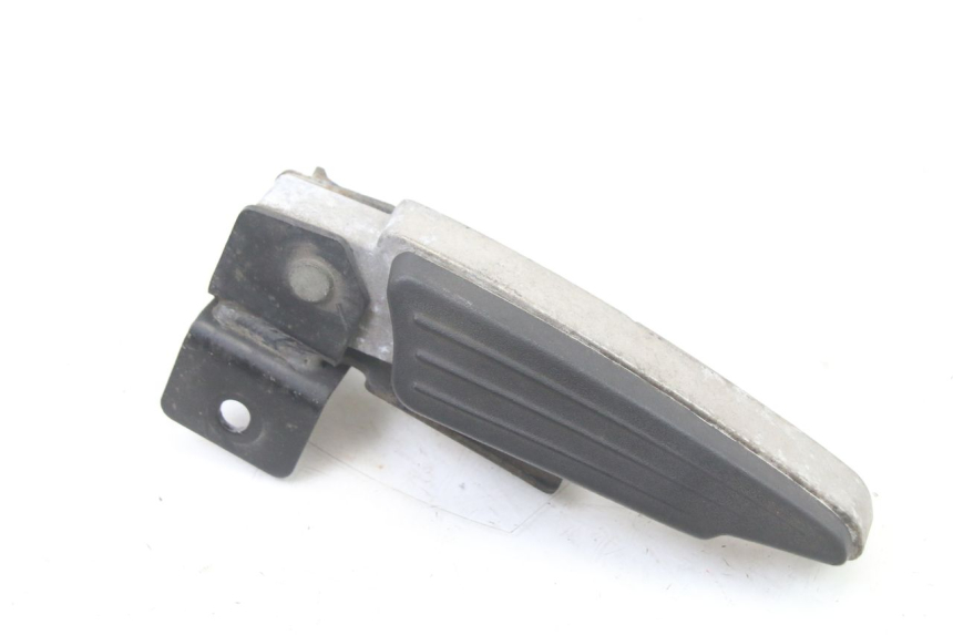 photo de PODNÓŻEK TYLNY PRAWY PEUGEOT SATELIS 125 (2013 - 2018) - Szczegół części