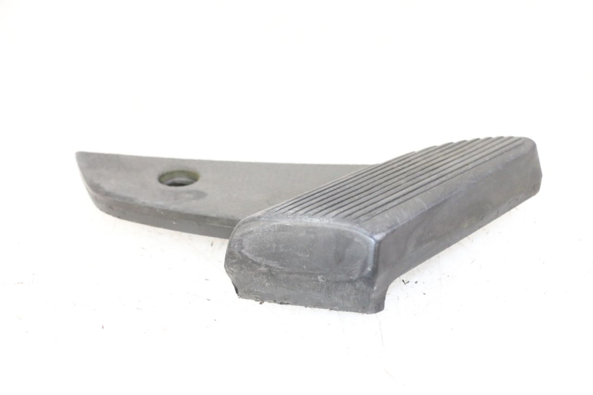 photo de PODNÓŻEK TYLNY PRAWY PIAGGIO VESPA LX 150 (2005 - 2013) - Szczegół części