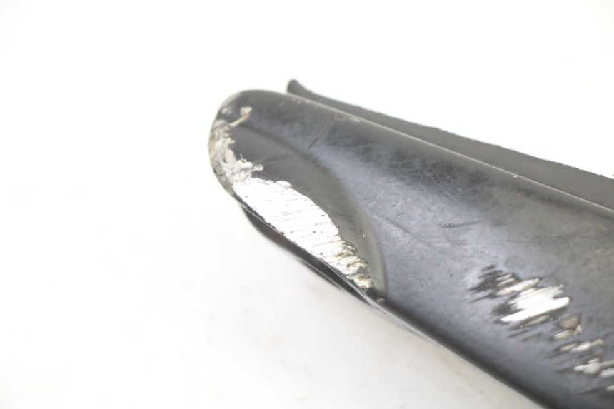 photo de PODNÓŻEK TYLNY PRAWY GILERA RUNNER SP 50 (2006 - 2008) - Szczegół części