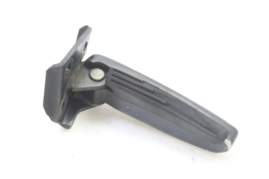 photo de PODNÓŻEK TYLNY PRAWY GILERA RUNNER SP 50 (2006 - 2008) - Zbliżenie techniczne