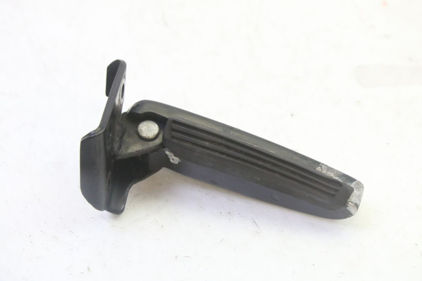 photo de PODNÓŻEK TYLNY PRAWY GILERA RUNNER SP 50 (2009 - 2017) - Inny kąt widzenia